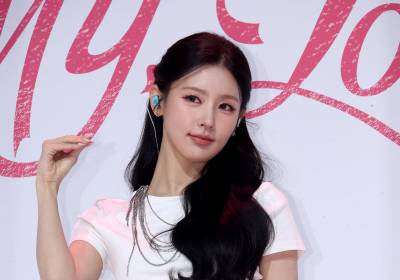 [포토]아이들 미연, 물 오른 인형미모