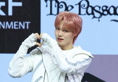 [포토] 아홉 박주원, 러블리한 하트 발사