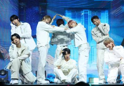 [포토] 아홉, 아름다운 남신들