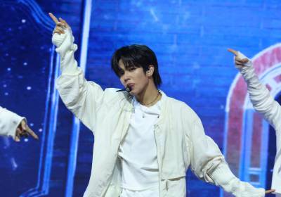 [포토] 아홉 제이엘, 낼름