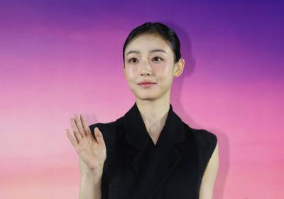 [포토] 전소니, 우아한 손인사