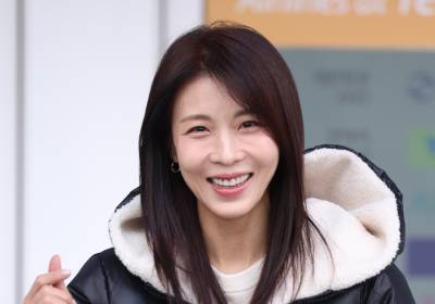 [포토] 하지원, 앙증맞은 손가락 하트