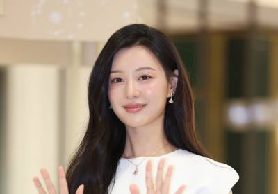 [포토] 김지원, 순백의 아름다움