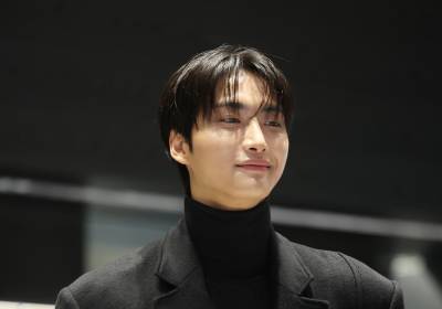 [포토] 에이티즈 성화, 은은한 미소가 훈훈해