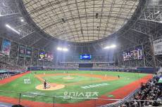 "만원 관중 앞에서 좋은 경기 펼치자" 국가대표 첫 평가전, 고척 1만6100석 가득 메웠다 [IS 고척]