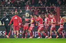 뮌헨 리그 연승 행진 ‘9’에서 끝…베를린과 2-2 무, ‘코리안 더비’는 불발