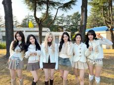 '군통령 인정!' 스테이씨, 넘치는 에너지로 장병 마음 녹였다