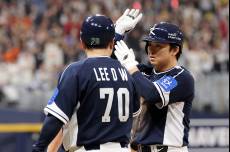 17안타 터뜨린 류지현호, 체코 2차전 11-1 대승