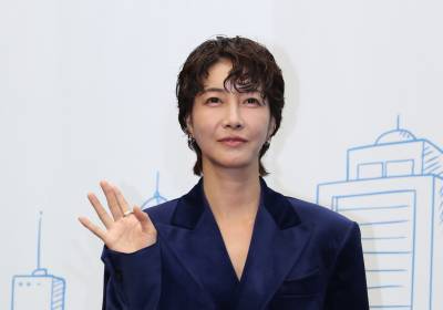 [포토] 진서연, 멋진 손인사