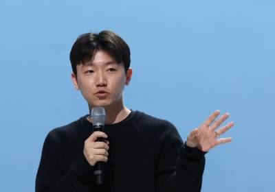 [포토] 인사말 하는 윤범노 대표