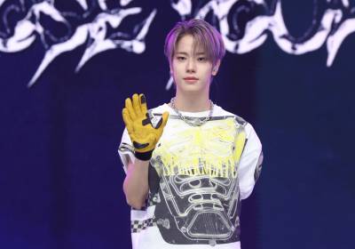 [포토] 송승호, 화려한 패션