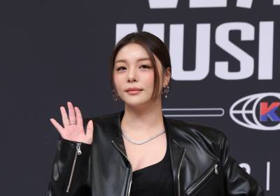 [포토] 에일리, 디바의 손인사