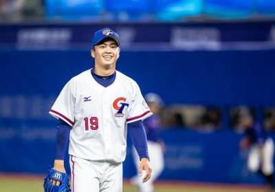 한화는 어떻게 '영입 경쟁 심한' 왕옌청을 품었나