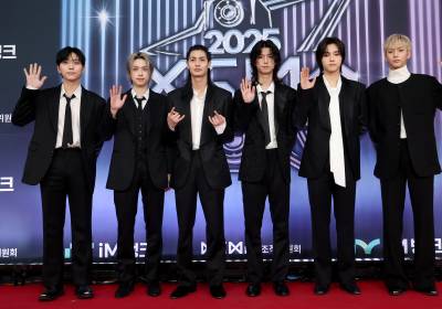 [포토]엑스디너리 히어로즈, 슈트핏 멋진 꽃미남 밴드