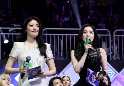 [포토]남지현-아이린, 여유넘치는 진행