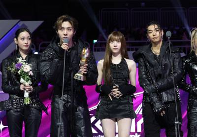 [포토]올데이프로젝트, IS라이징스타 수상