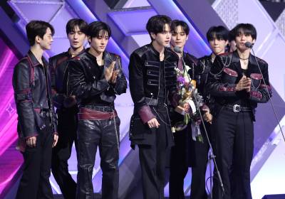 [포토] 더보이즈, 영광을 더비들에게