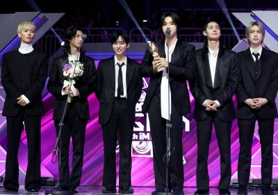 [포토]엑스디너리 히어로즈, 2관왕 등극