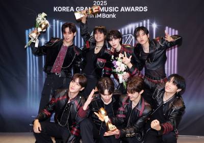 [포토]더보이즈,'모든게 다 더비 덕분'