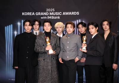 [포토]에이티즈,'에이티니 덕분'