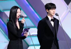 [포토]연우-배현성,'블랙으로 맞춘 드레스코드'