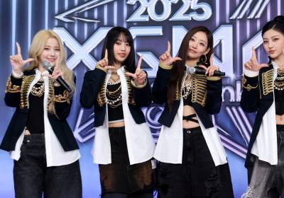 [포토]키스오브라이프, 이 포즈는 무대에서 확인하세요