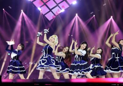 [포토]유니스, 상큼발랄한 무대