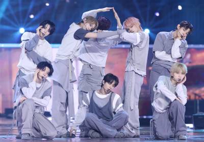 [포토] 아홉, 핫루키들의 무대