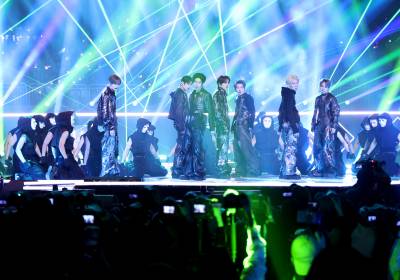 [포토] 클로즈 유어 아이즈, 눈 감을 수 없는 무대