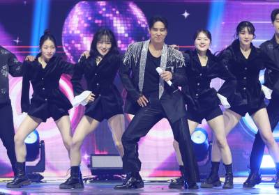 [포토] 장민호, 신나는 트롯트 무대