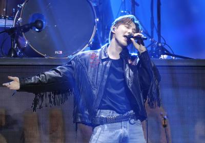 [포토] 수호, 폭발하는 가창력