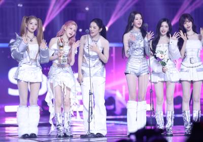 [포토] 아이브, KGMA '그랜드송' 수상