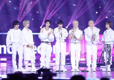 [포토] 스트레이 키즈, 2025 KGMA '그랜드 레코드'의 주인공