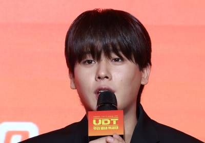 [포토] 인사말 하는 이정하