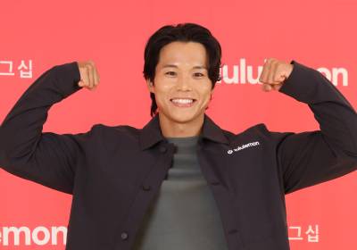 [포토] 아모띠, 알통 어때요?