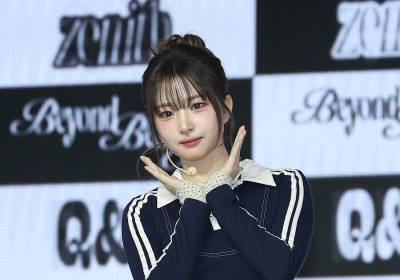 [포토] 트리플에서 미소녀즈 제니스 정하연, 사랑스러운 꽃받침