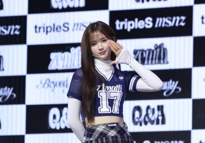 [포토] 트리플에서 미소녀즈 제니스 이지우, 세이 호~
