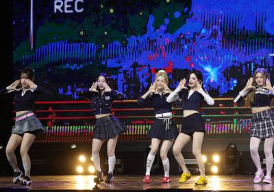 [포토] 트리플에서 미소녀즈 제니스, 기분 좋아지는 무대