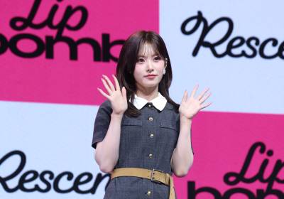 [포토] 리센느 리브, 예쁜 손인사