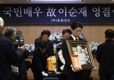 [포토] 故 이순재 영결식 엄수