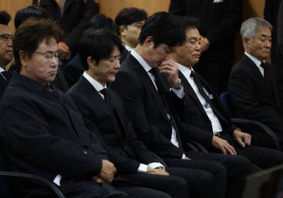 [포토] 영결식 참석한 연예계 동료 배우들