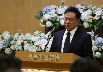 [포토] 추도사 하는 배우 김영철