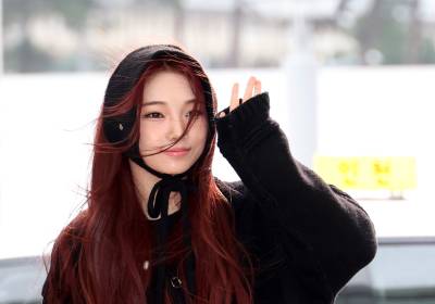 [포토]키라스 로아, 바람요정의 손인사