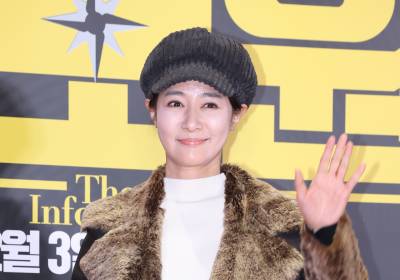 [포토] 김주하 아나운서, '정보원' 보러 왔어요