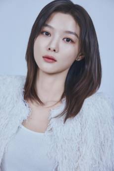 ‘친애하는 X’ 김유정 “백아진, 미워할 수도 응원할 수도 없는 미묘한 경계 표현” [IS인터뷰]