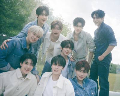 제로베이스원, 2개월 연장…&quot;팬들과 시간을&quot;