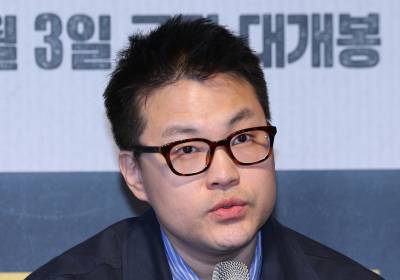 [포토] '콘크리트 마켓' 연출한 홍기원 감독