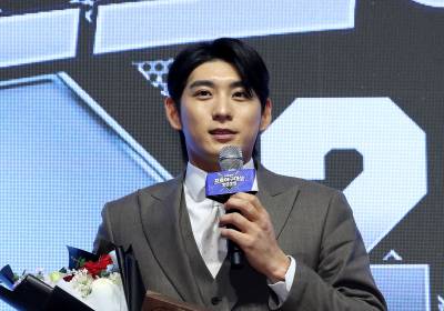 [포토]이정후, 특별상 수상