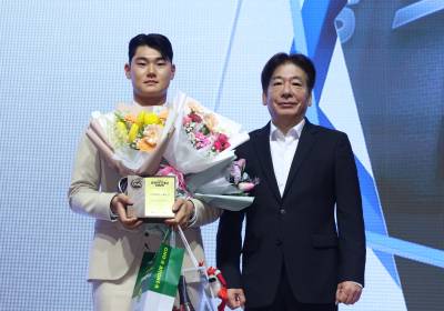 [포토]김주원, 조아바이톤 에이상 수상