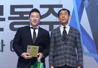 [포토]최형우, 기록상 수상